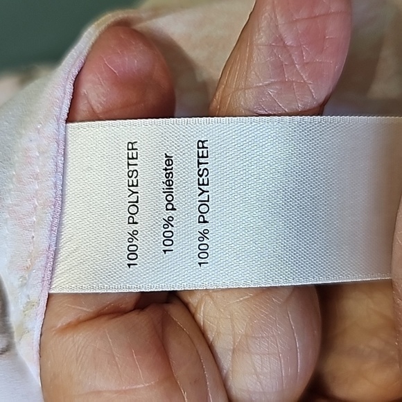 Chico's blouse, lovely colors. Size 1. V neck tab sleeves. Chiffon overlay. Love - Picture 8 of 11